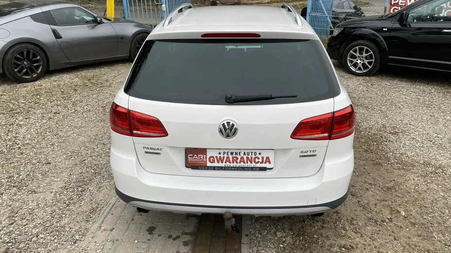 VOLKSWAGEN Passat -