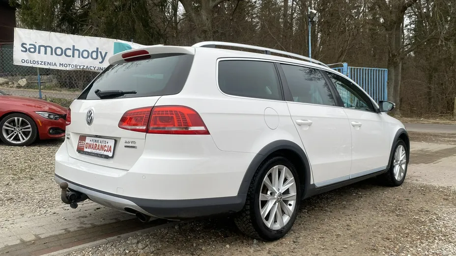 VOLKSWAGEN Passat -