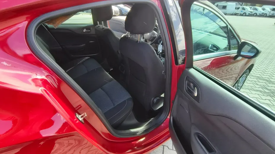 CITROEN DS4 -