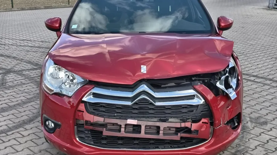 CITROEN DS4 -