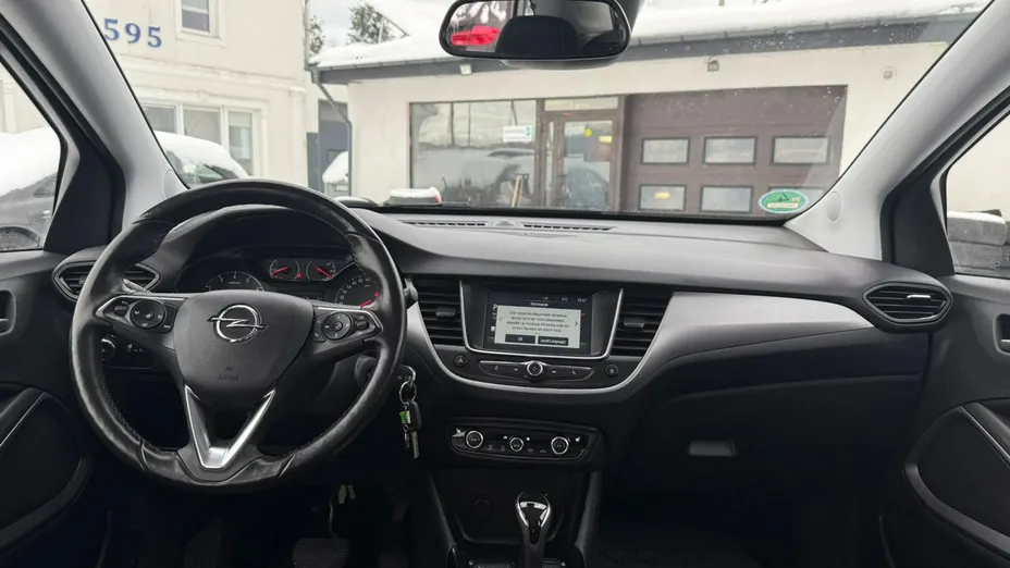 OPEL Crossland X -