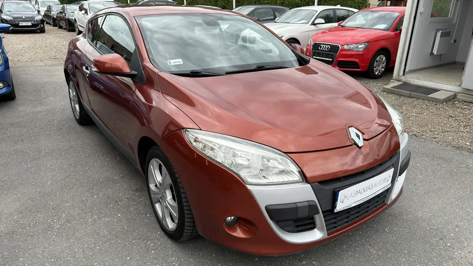 RENAULT Megane -