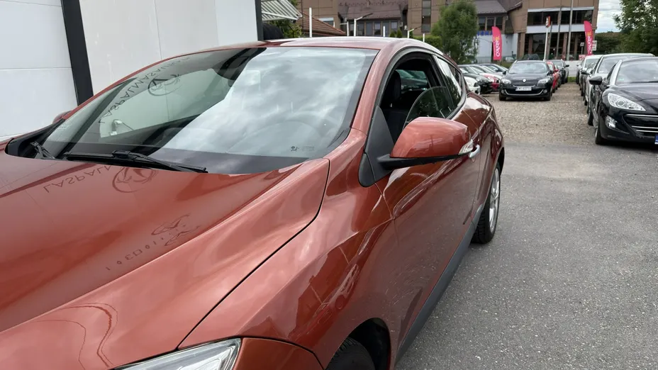 RENAULT Megane -