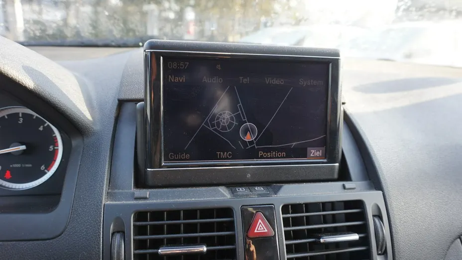 MERCEDES-BENZ C Klasa -