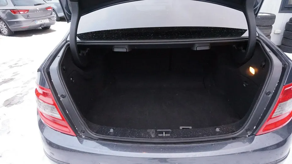 MERCEDES-BENZ C Klasa -