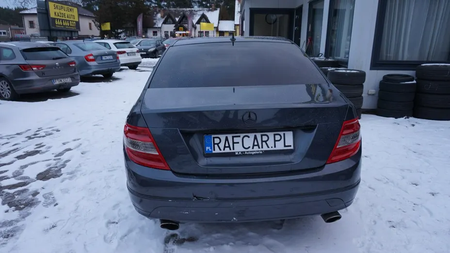 MERCEDES-BENZ C Klasa -