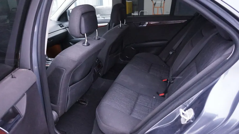 MERCEDES-BENZ C Klasa -