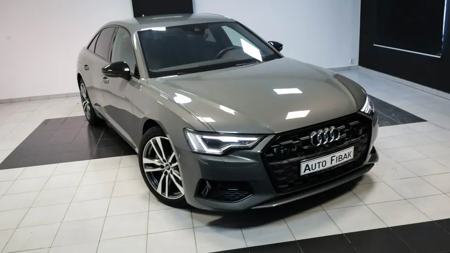 AUDI A6 -