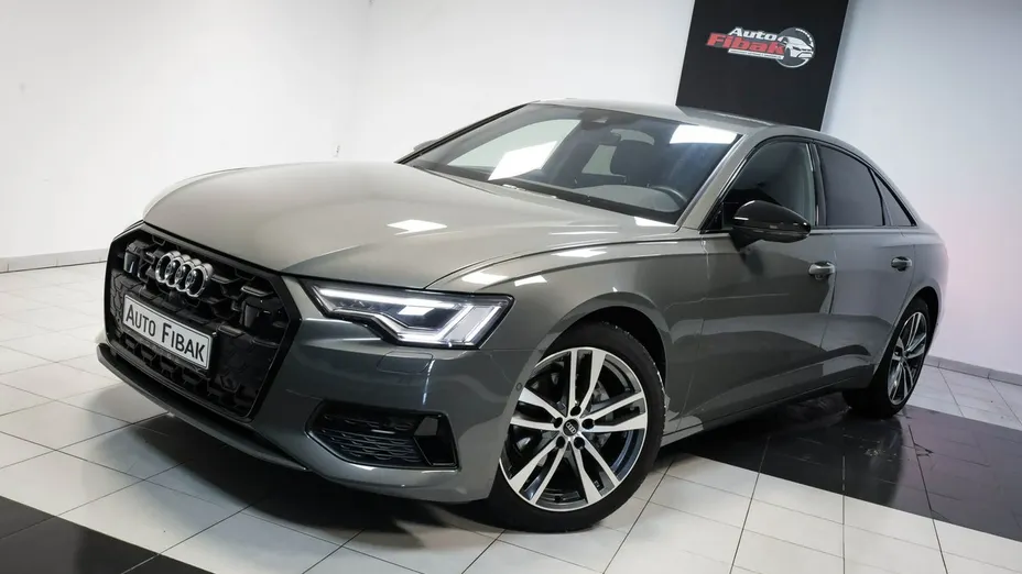 AUDI A6 -