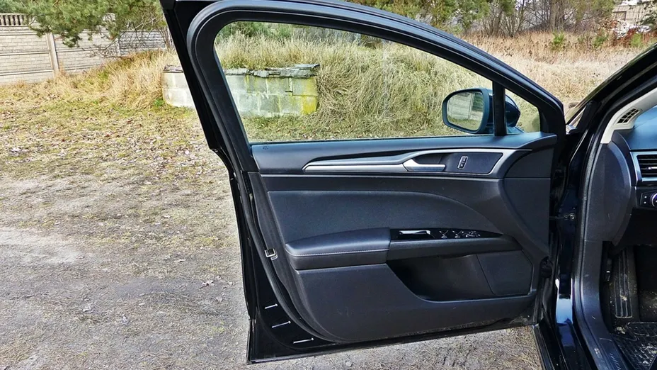 FORD Mondeo -