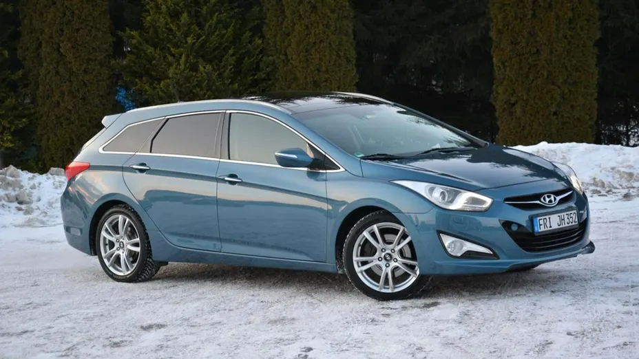 HYUNDAI i40 -