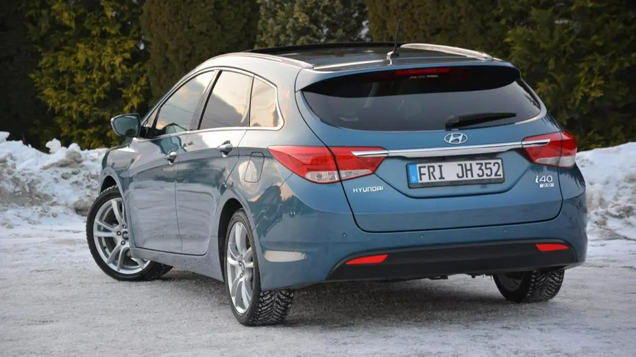 HYUNDAI i40 -