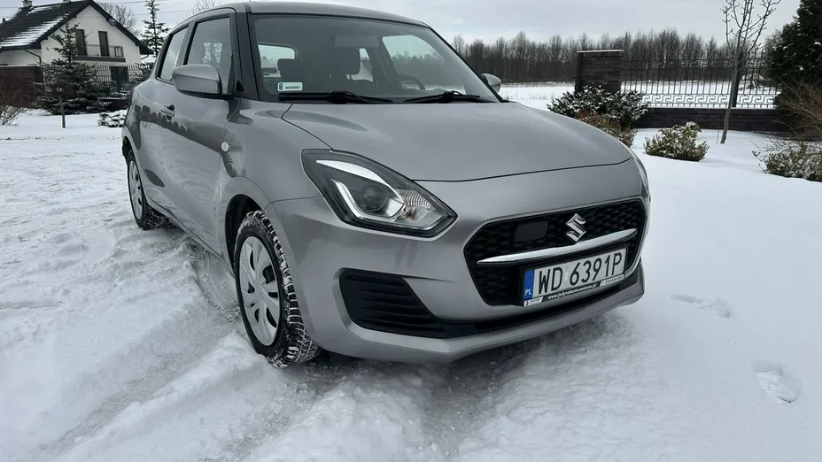 SUZUKI Swift -
