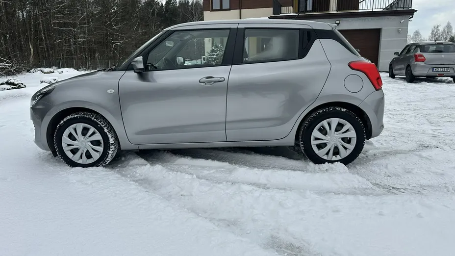 SUZUKI Swift -
