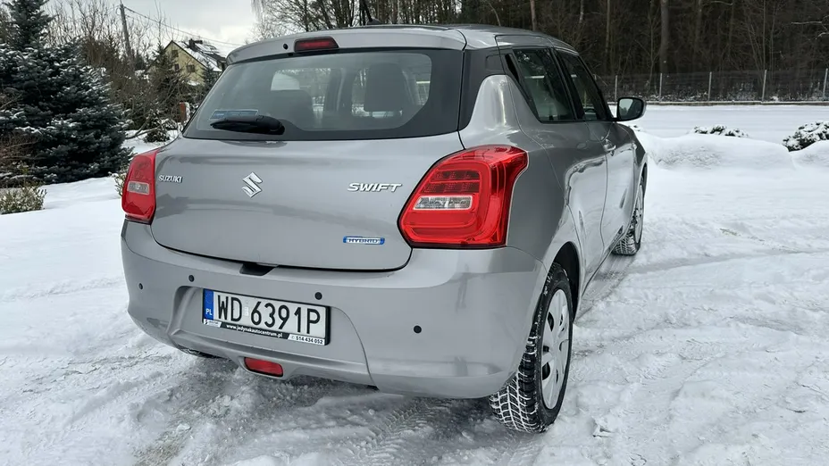 SUZUKI Swift -