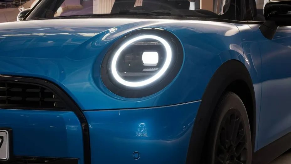 MINI Cooper -