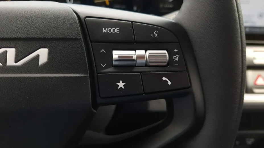KIA K4 -