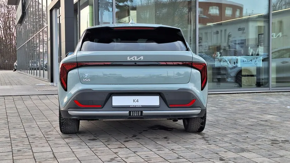 KIA K4 -