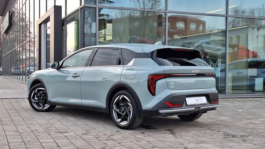KIA K4 -