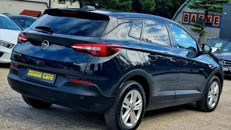OPEL Grandland X -