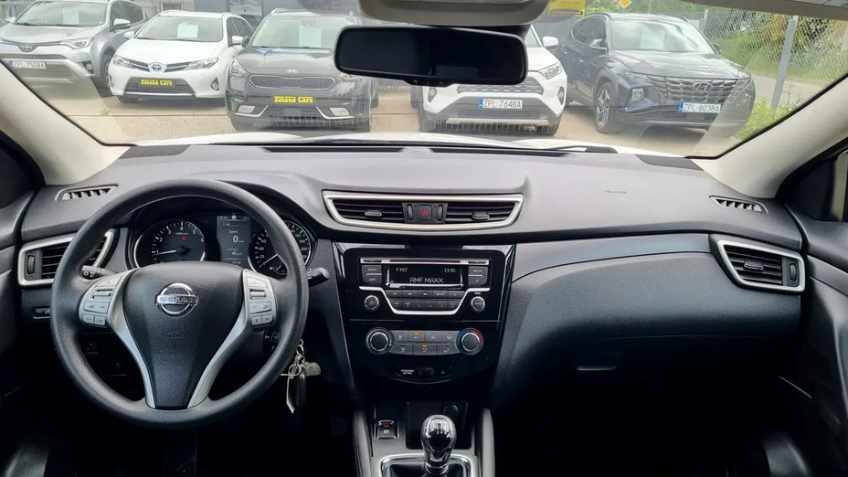 NISSAN Qashqai -