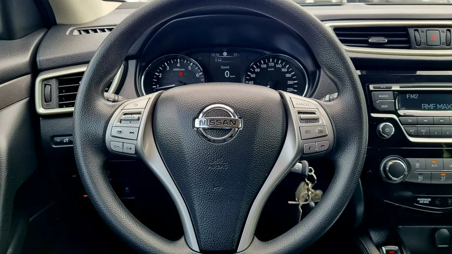 NISSAN Qashqai -