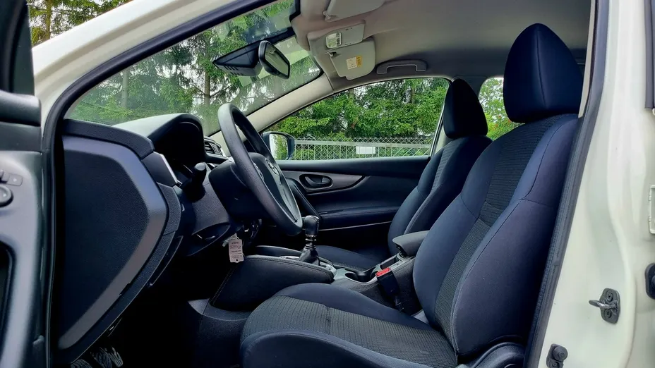 NISSAN Qashqai -