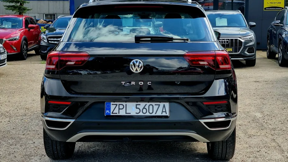 VOLKSWAGEN T-ROC -