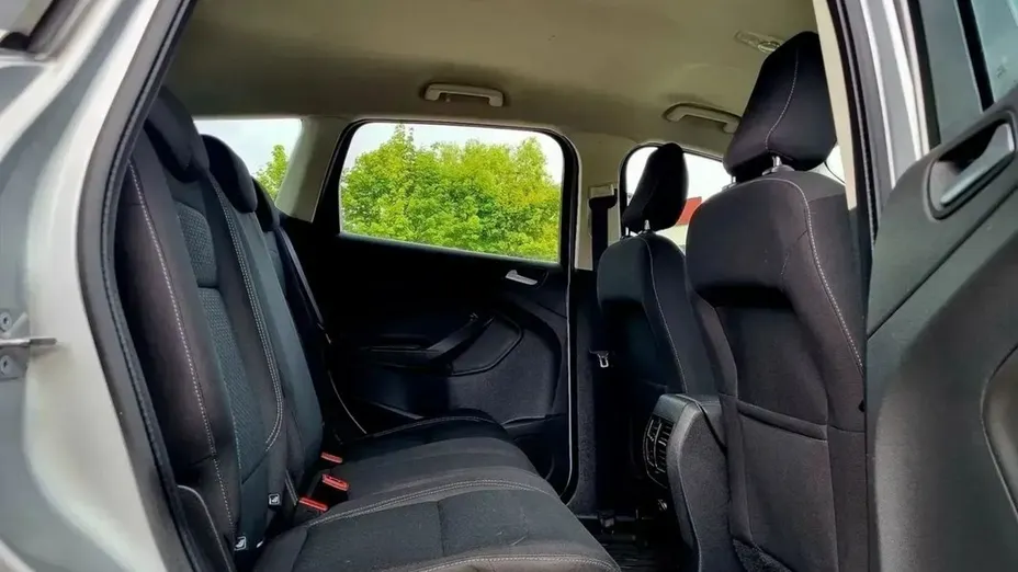 FORD Kuga -