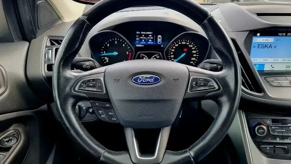 FORD Kuga -