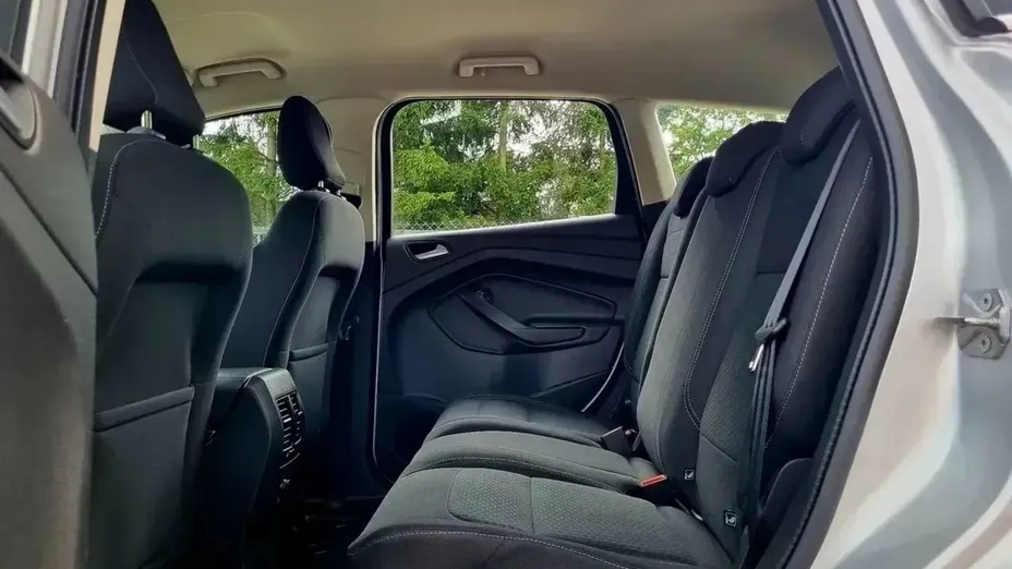 FORD Kuga -