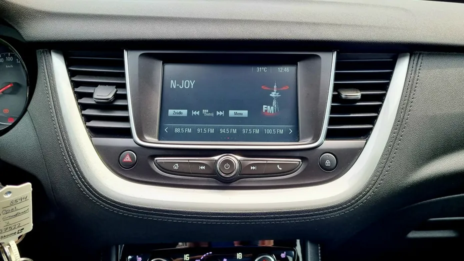 OPEL Grandland X -
