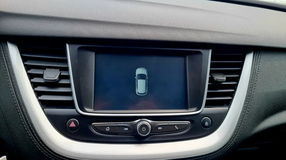 OPEL Grandland X -