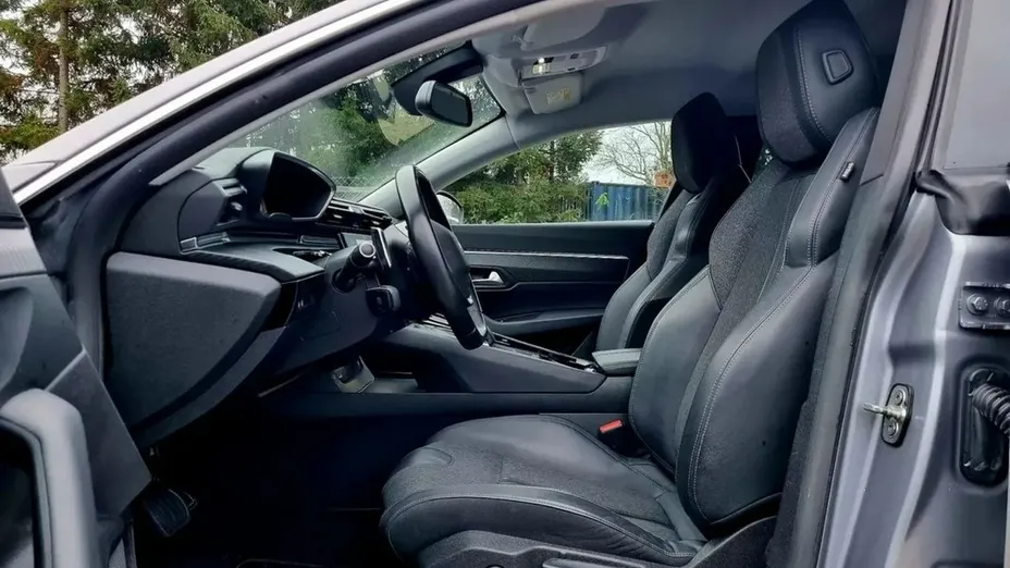 PEUGEOT 508 -