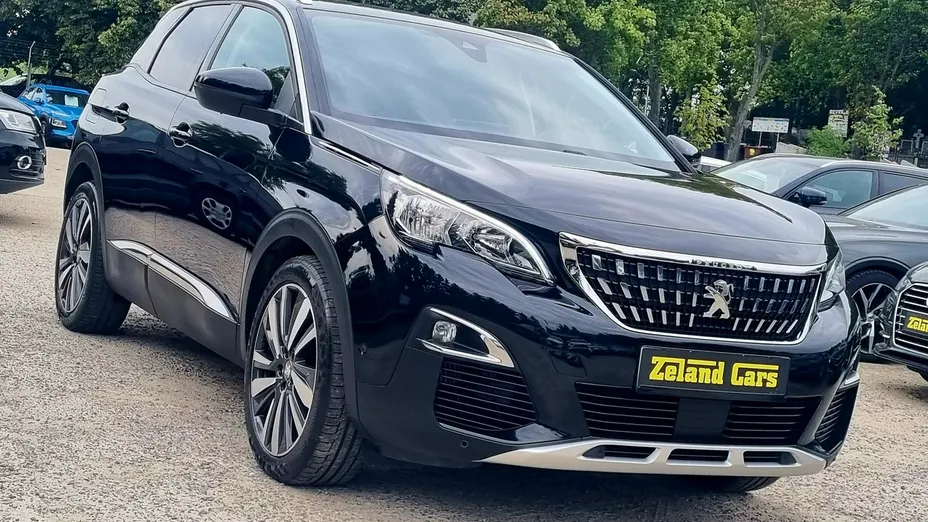 PEUGEOT 3008 -