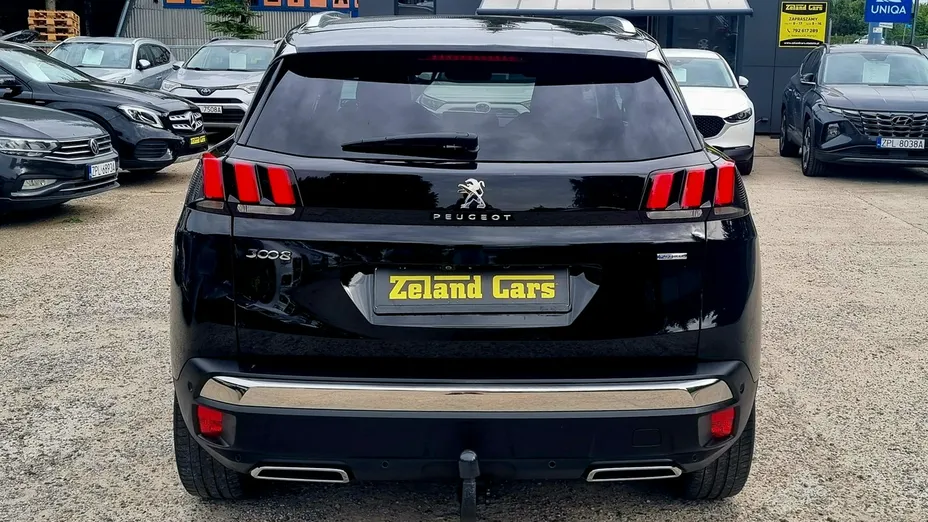PEUGEOT 3008 -