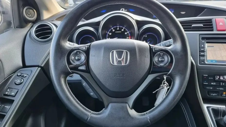 HONDA Civic -
