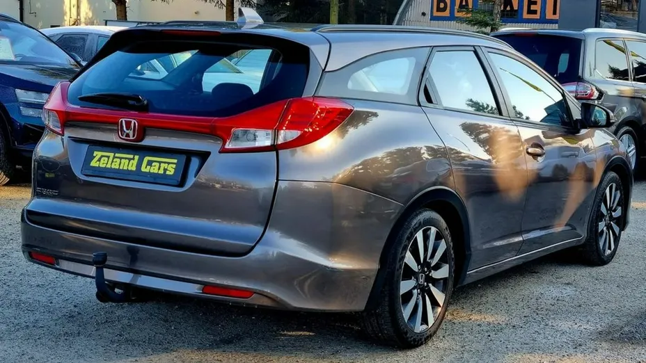 HONDA Civic -