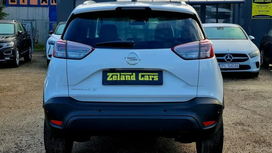 OPEL Crossland X -