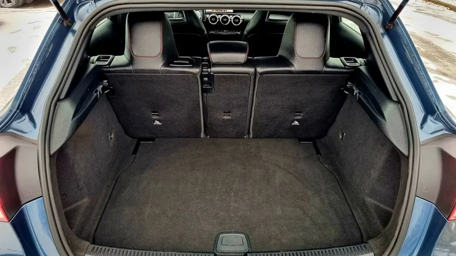MERCEDES-BENZ A Klasa -