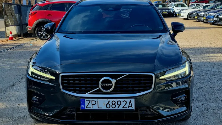 VOLVO V60 -