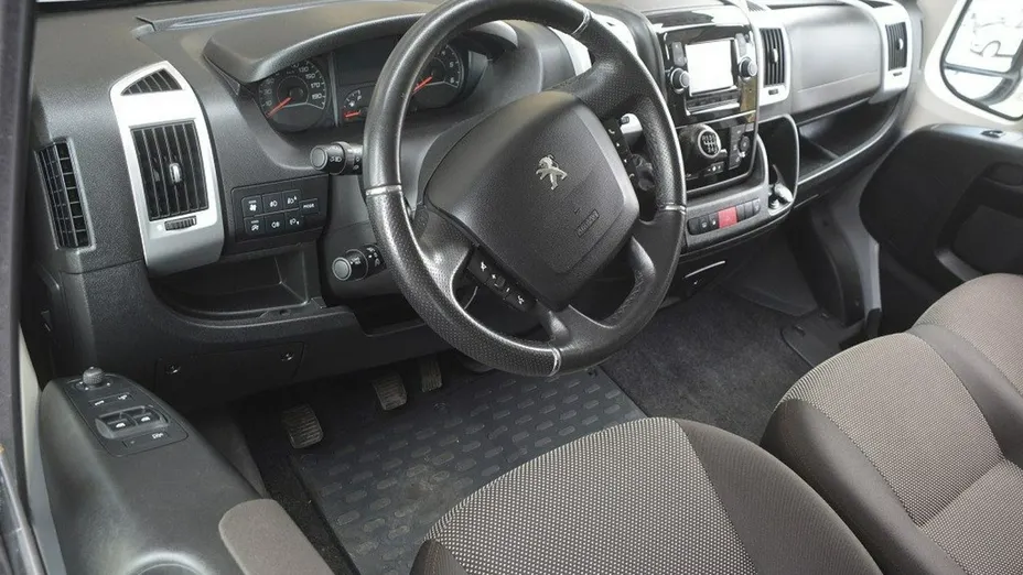 PEUGEOT Boxer -