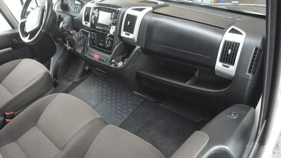 PEUGEOT Boxer -