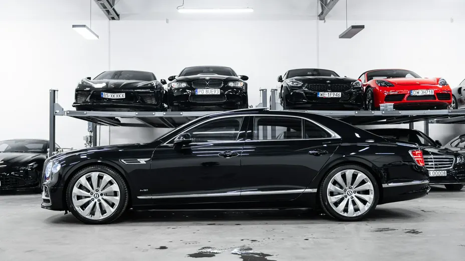 BENTLEY Continental Flying Spur/Flying Spur -