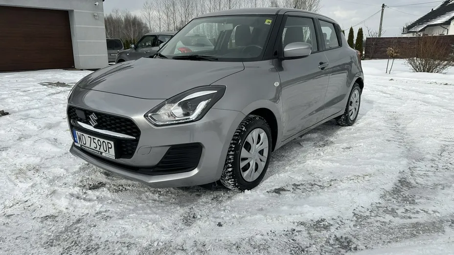 SUZUKI Swift -