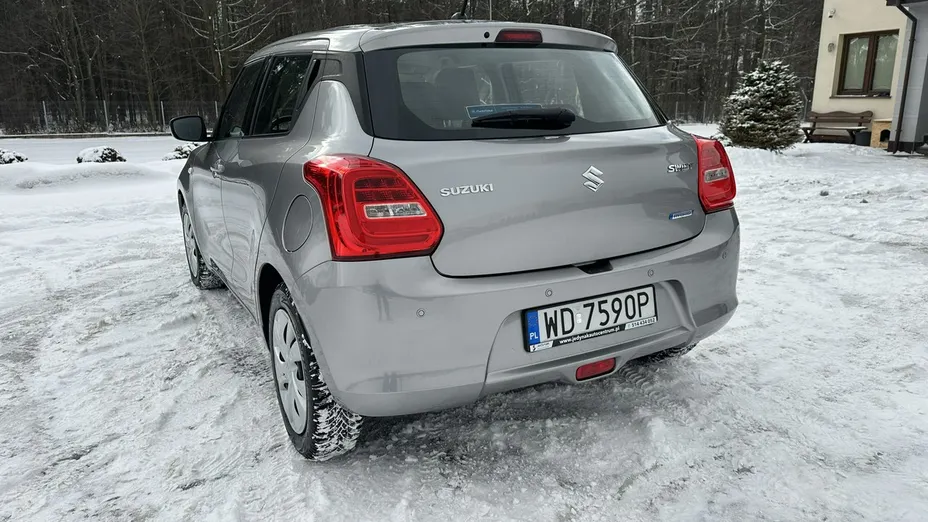 SUZUKI Swift -