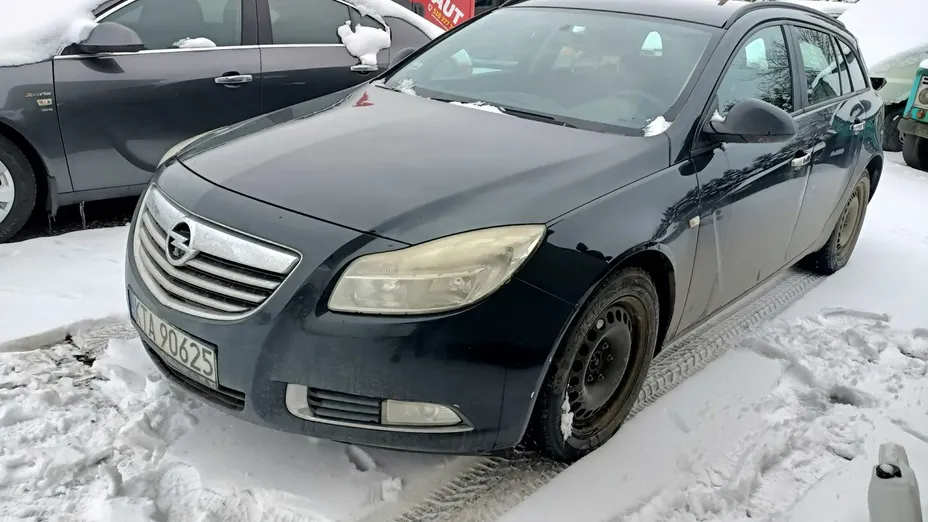 OPEL Insignia -