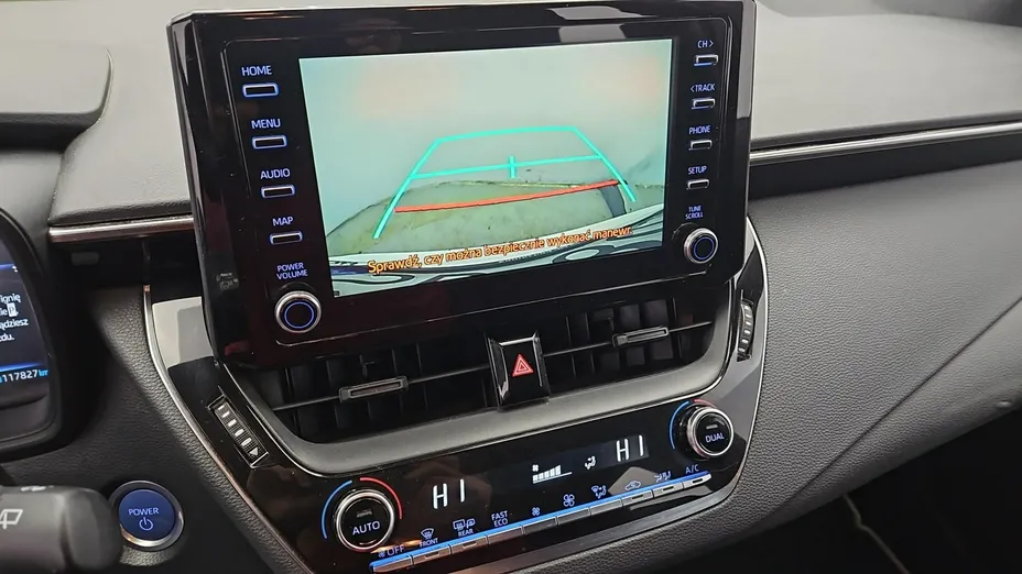 TOYOTA Corolla -
