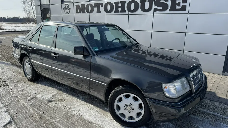MERCEDES-BENZ E Klasa -