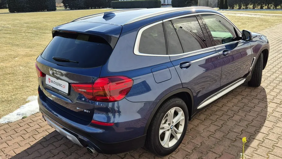 BMW X3 -